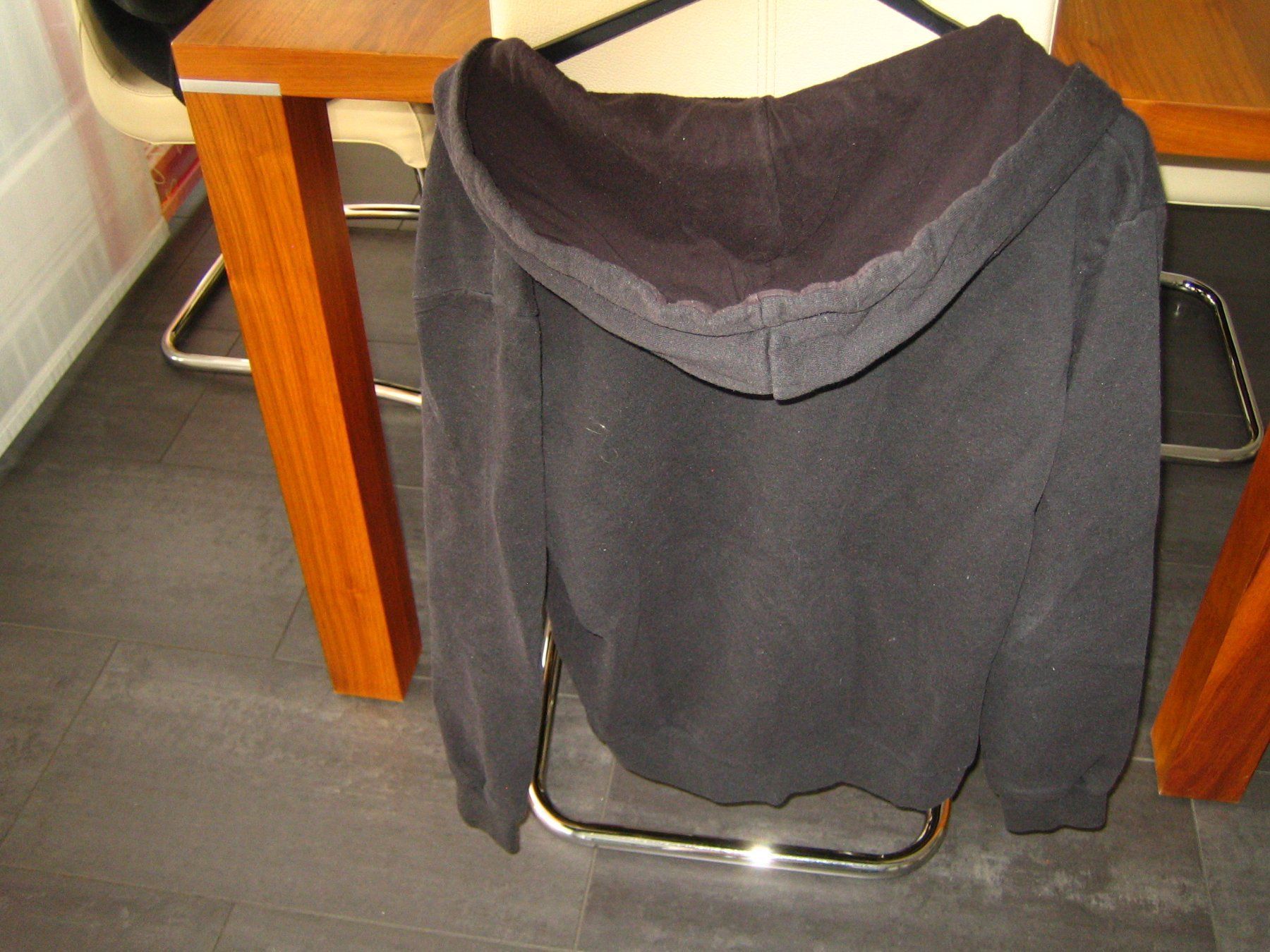 Adidas Giacche: Sweat Jacke von Adidas – Usato da Chur venduto da bibo014 1