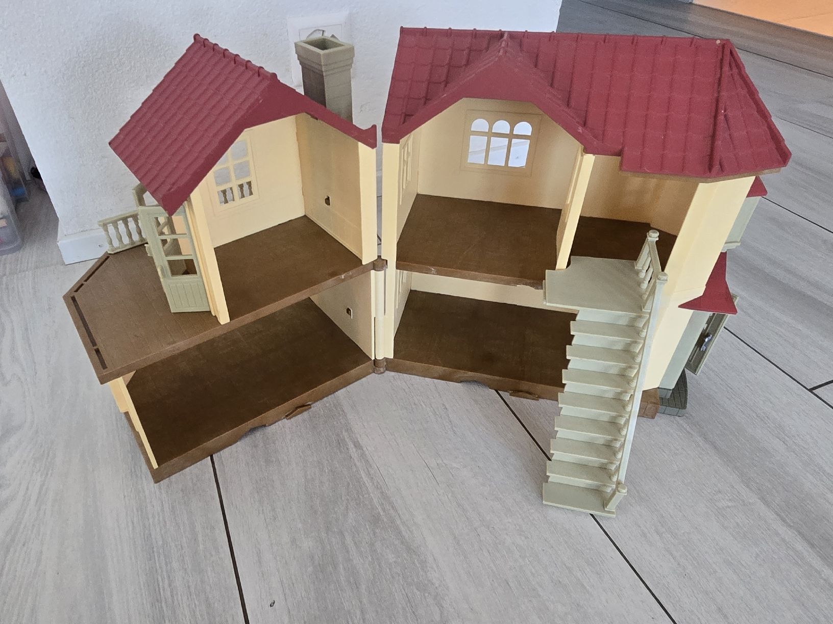 Sylvanian families Giocattoli: sylvanians haus – Usato da Liestal venduto da fabrioelle 1