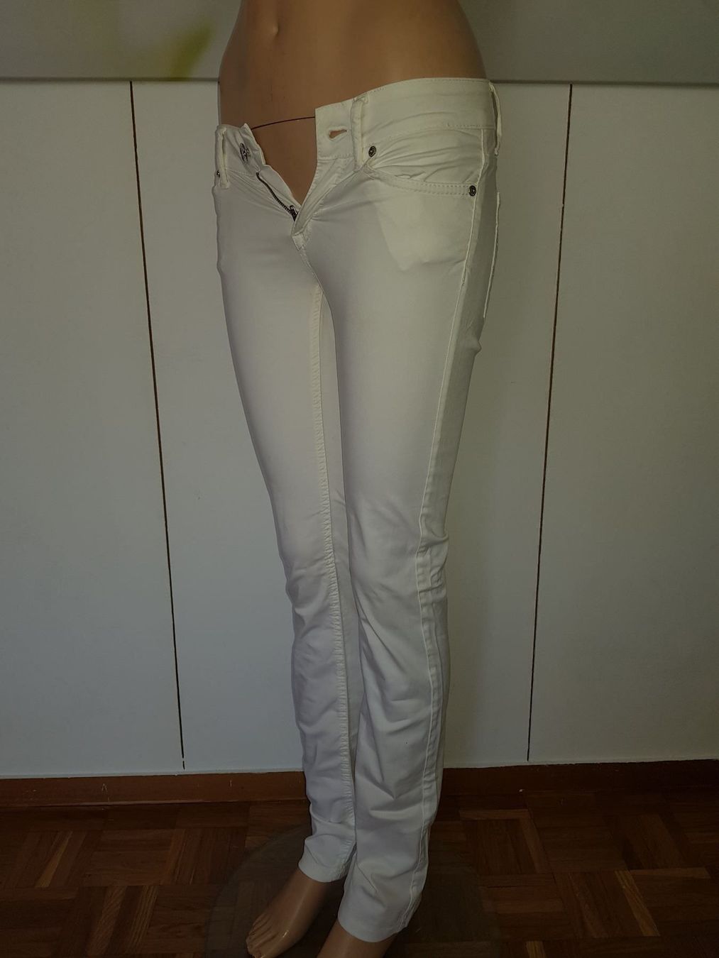 Liu Jo Jeans: Jeans LIU JO Taille W 26 – Gebraucht aus Cossonay-ville von Super-Price-Quality 4