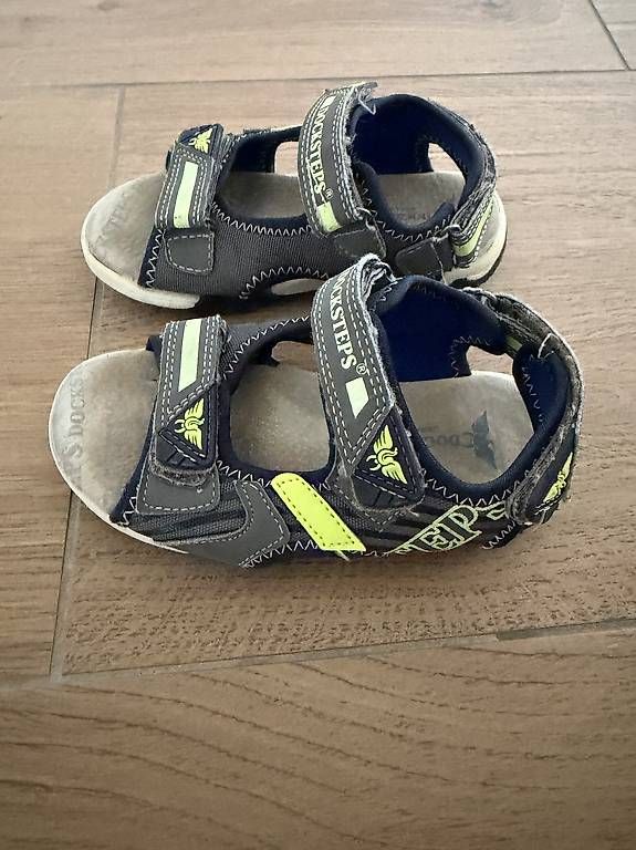 Schuhe für Jungen: Sandalen – Gebraucht aus Basel von Frani010 1