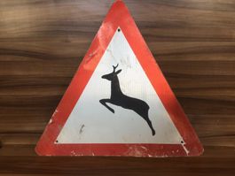 Altes gebrauchtes Schild Achtung Rehe für Deko - Jägerstube