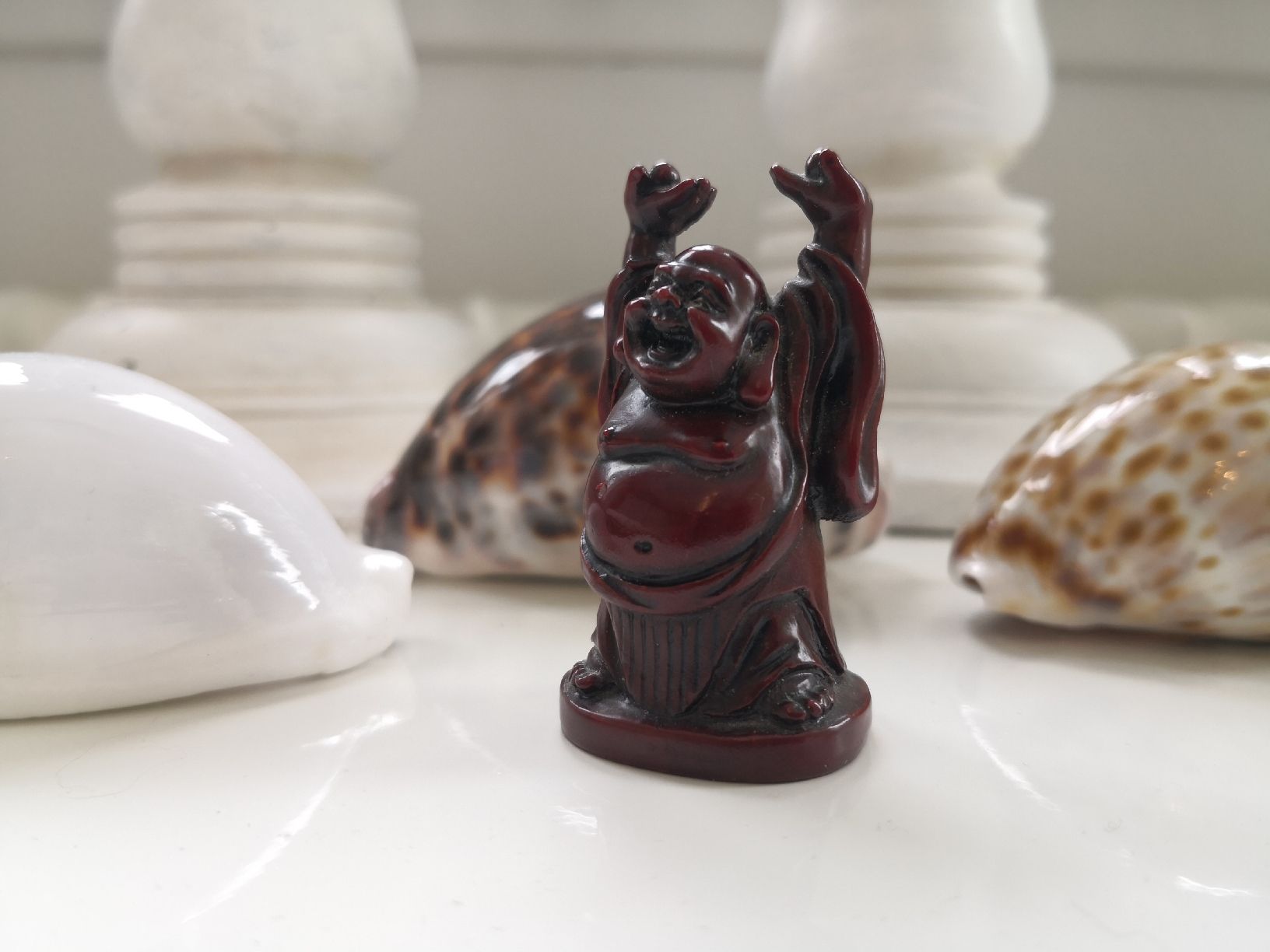 Sculture & Statue: 🤩KLEINE BUDDHA STATUE ROT – Nuovo (secondo la descrizione) da Olten venduto da Naja-Twins-Twins 2