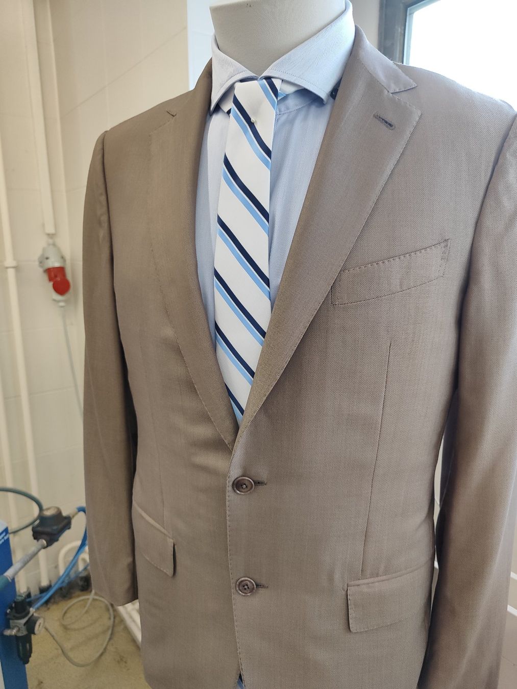Zegna Giacche: Zegna herrenblazer Gr 50 – Usato da Langnau am Albis venduto da Judithsebi 1