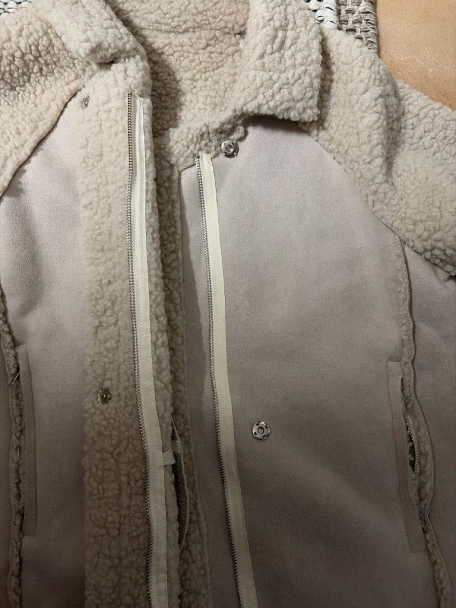 Jacken: Dazy Jacke in Beige mit Teddyfutter Grösse S gebraucht – Neu (gemäss Beschreibung) aus Pfäffikon ZH von anlimalu 3
