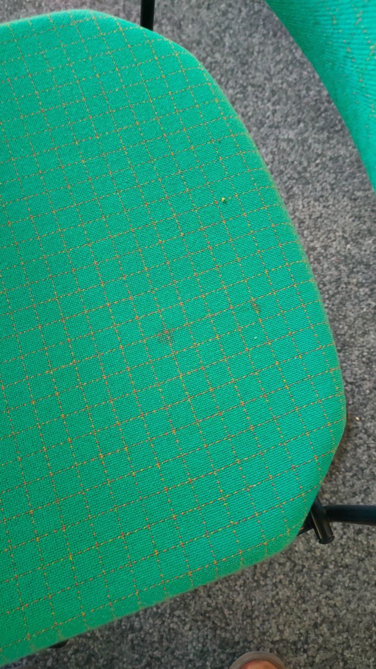 Set di tavolo e panche: Stühle mit Tisch – Usato da Winterthur venduto da sab_6p5t 3