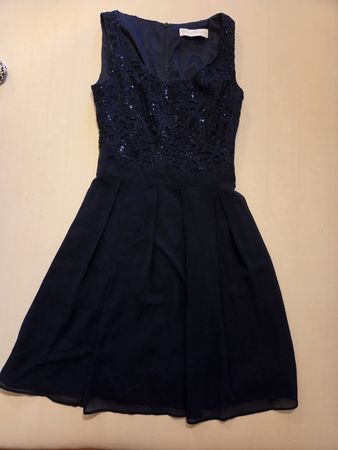 Elegantes dunkelblaues Spitzen-Paillettenkleid. Grösse XS/S.