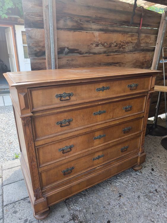 Antike Kommode aus massivem Holz (Gebraucht) in Winterthur für CHF 60 ...
