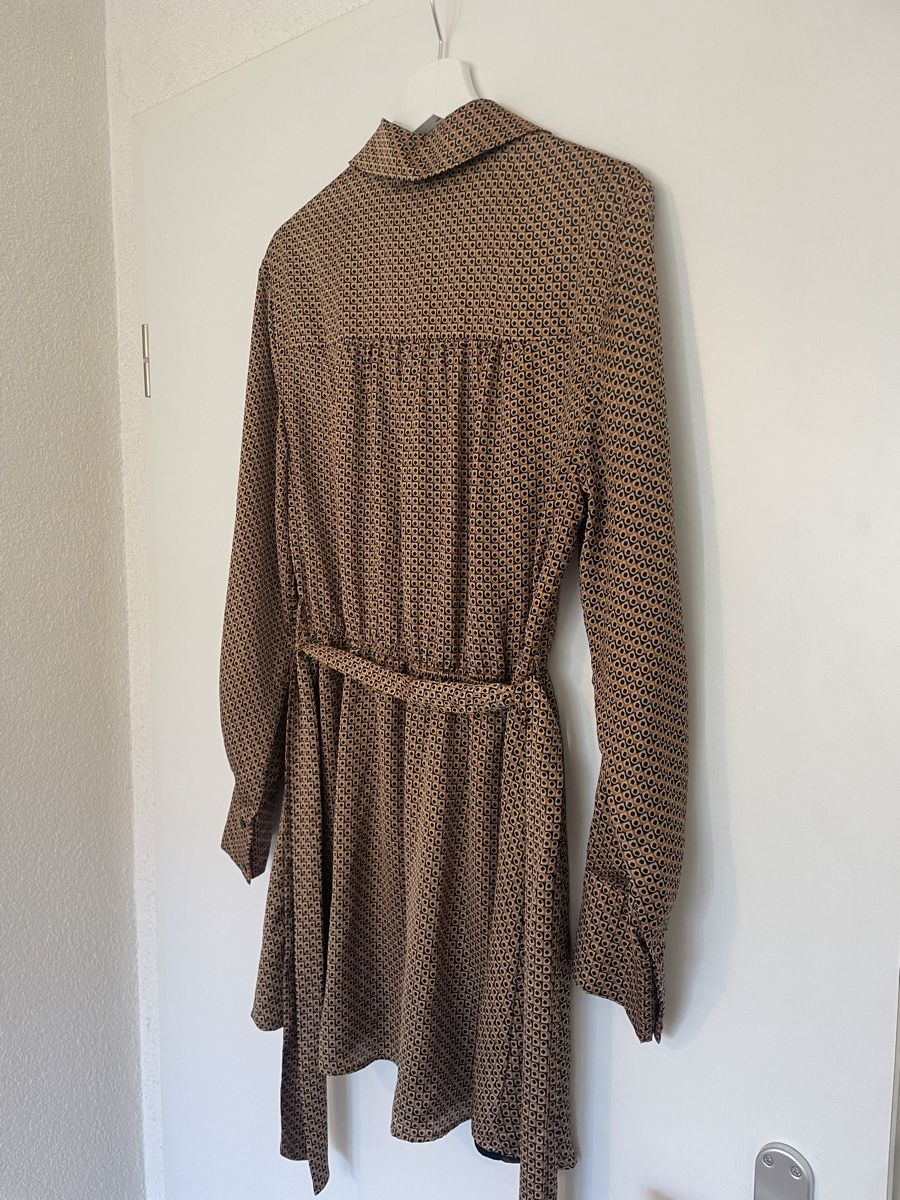 Zara Vestiti: Stylish Zara Patterned Dress – Nuovo (secondo la descrizione) da Roche VD venduto da closetcleanse 6