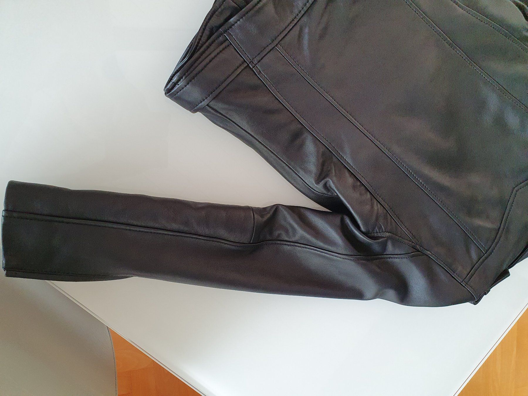Maje Giacche: Veste courte en cuir Maje, 40 FR – Nuovo (secondo la descrizione) da Grand-Lancy venduto da kri_qk5y 7