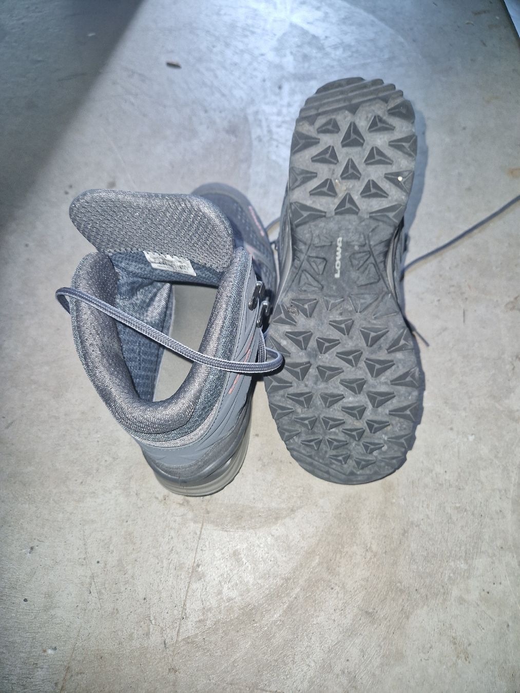 Lowa Herrenschuhe: Wanderschuh Lowa Gr 42 – Neu (gemäss Beschreibung) aus Wattwil von Girl2000 1