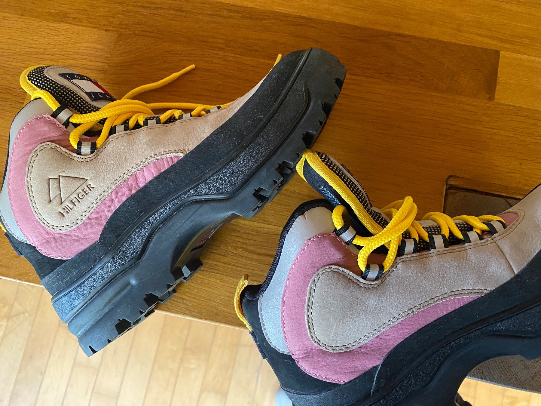 Tommy Hilfiger Scarpe da donna: Wanderschuhe  Gr.36 TOMMY HILFIGER – Nuovo (secondo la descrizione) da Bösingen venduto da Trigusik 3