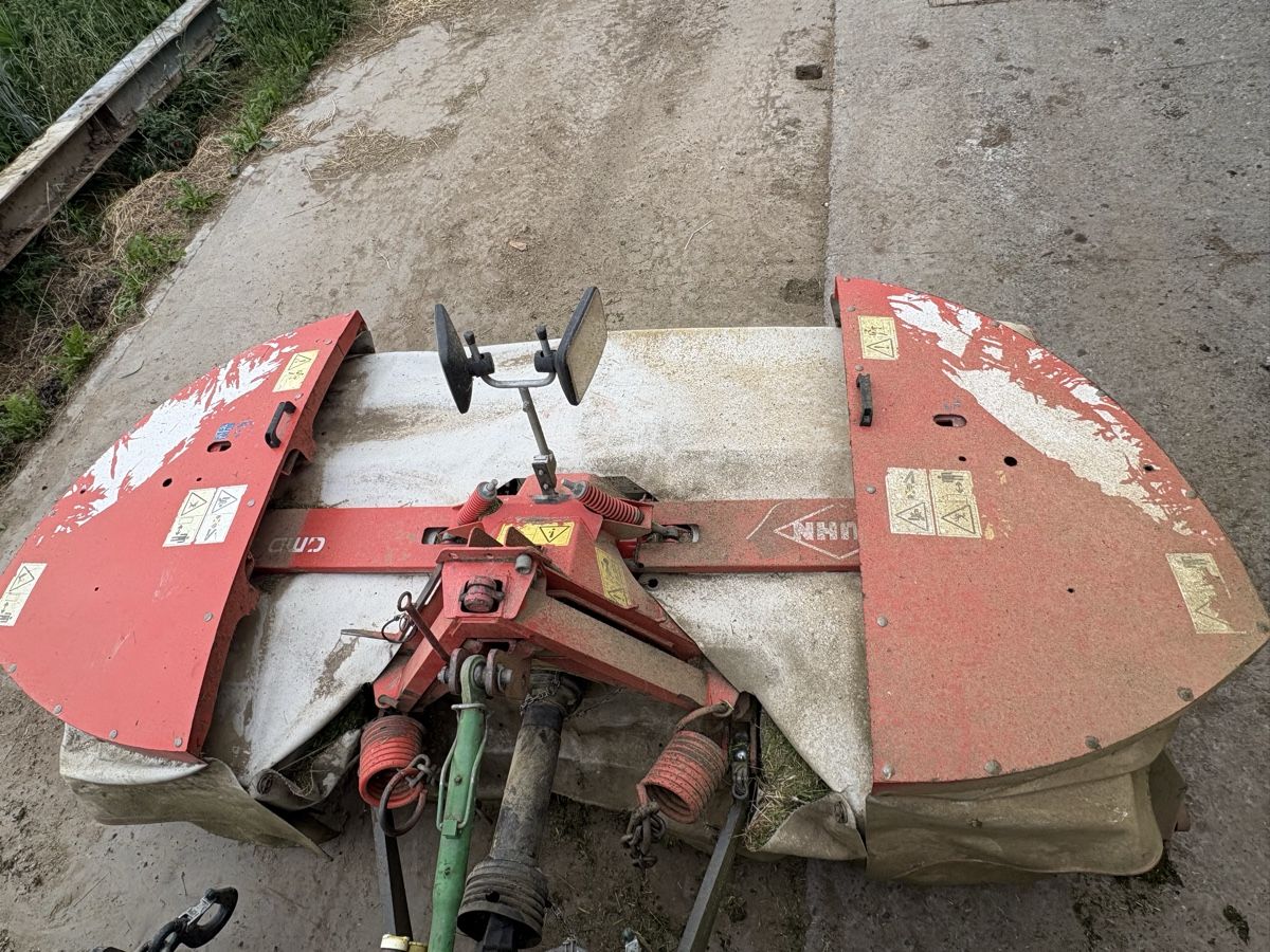 Tutte le macchine: Frontmähwerk Kuhn GMD3120F FF – Usato da Häutligen venduto da Pandaturbo99