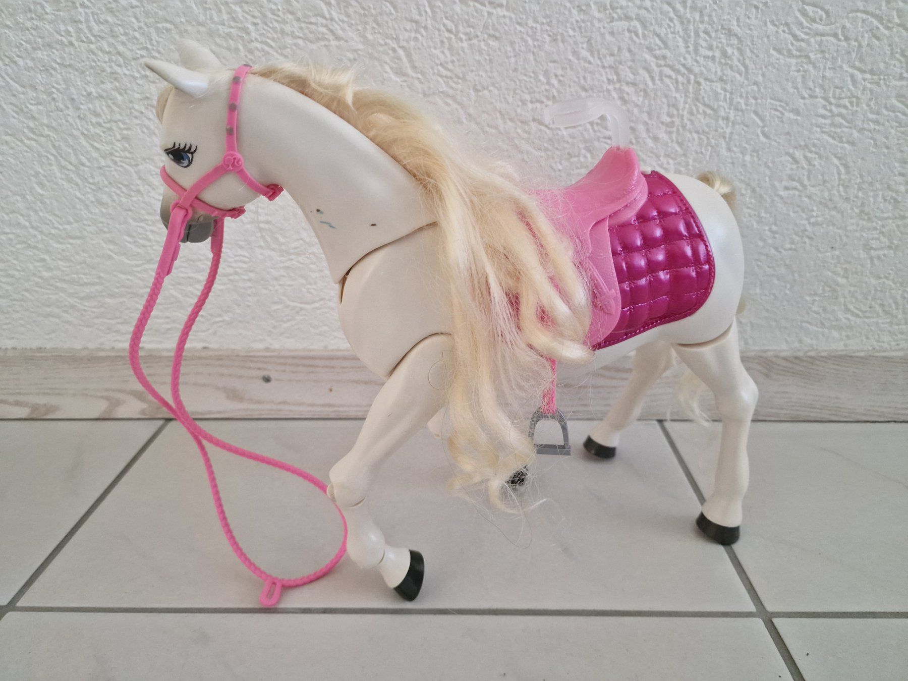 Giocattoli: Barbie-Pferd – Usato da Rain venduto da JLT1020