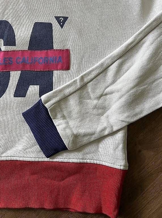 Guess Maglioni & Felpe: Pullover mit Kapuze Gr. 152 von GUESS – Nuovo (secondo la descrizione) da Oberrohrdorf venduto da Augustus5 1