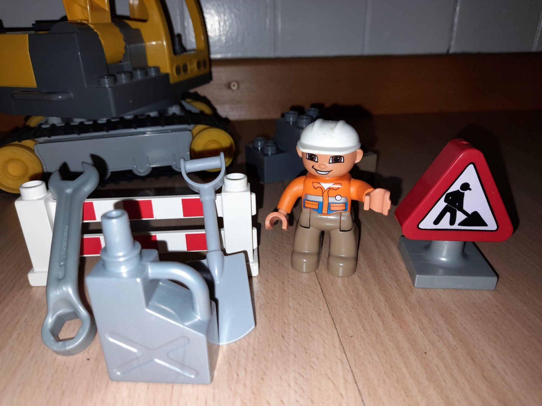 Lego Giocattoli: Lego Duplo Raupenbagger 4986 – Usato da Wittenbach venduto da Gugielmo 2