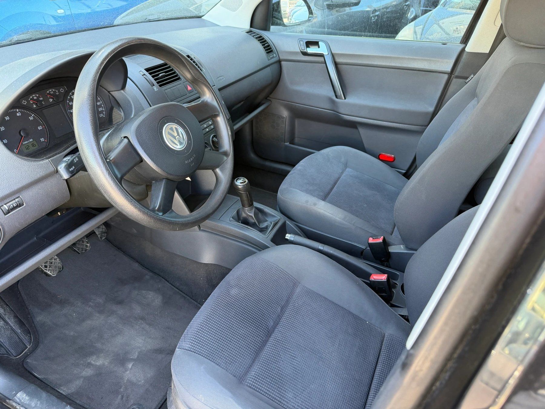 VW Autos: VW Polo 1.4 16v – Defekt aus Champagne von pab_tf9s 2