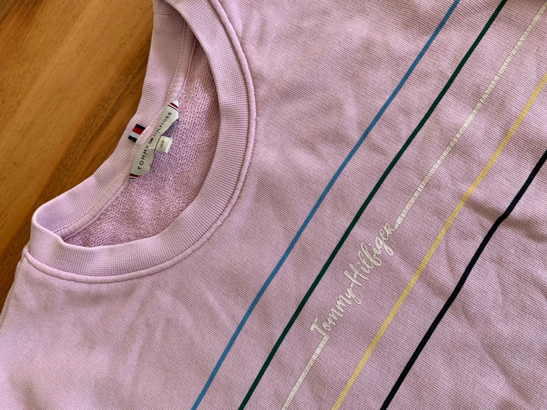 Tommy Hilfiger Maglioni & Felpe: TOMMY HILFIGER rosa Pullover Gr. XS – Usato da Meiringen venduto da littlered-ridinghood 1