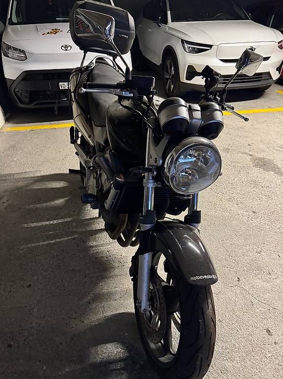 Route: Honda Hornet 600 – D'occasion à Belmont-Lausanne par A.ndre 1