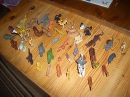 57 Safari Spielzeugtiere und Figuren, diverse, bespielt