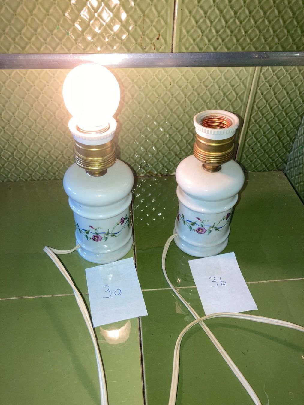 Lampade: Nachttischlampen 2 Stk., Tischlampen – Usato da Neftenbach venduto da 889095 2
