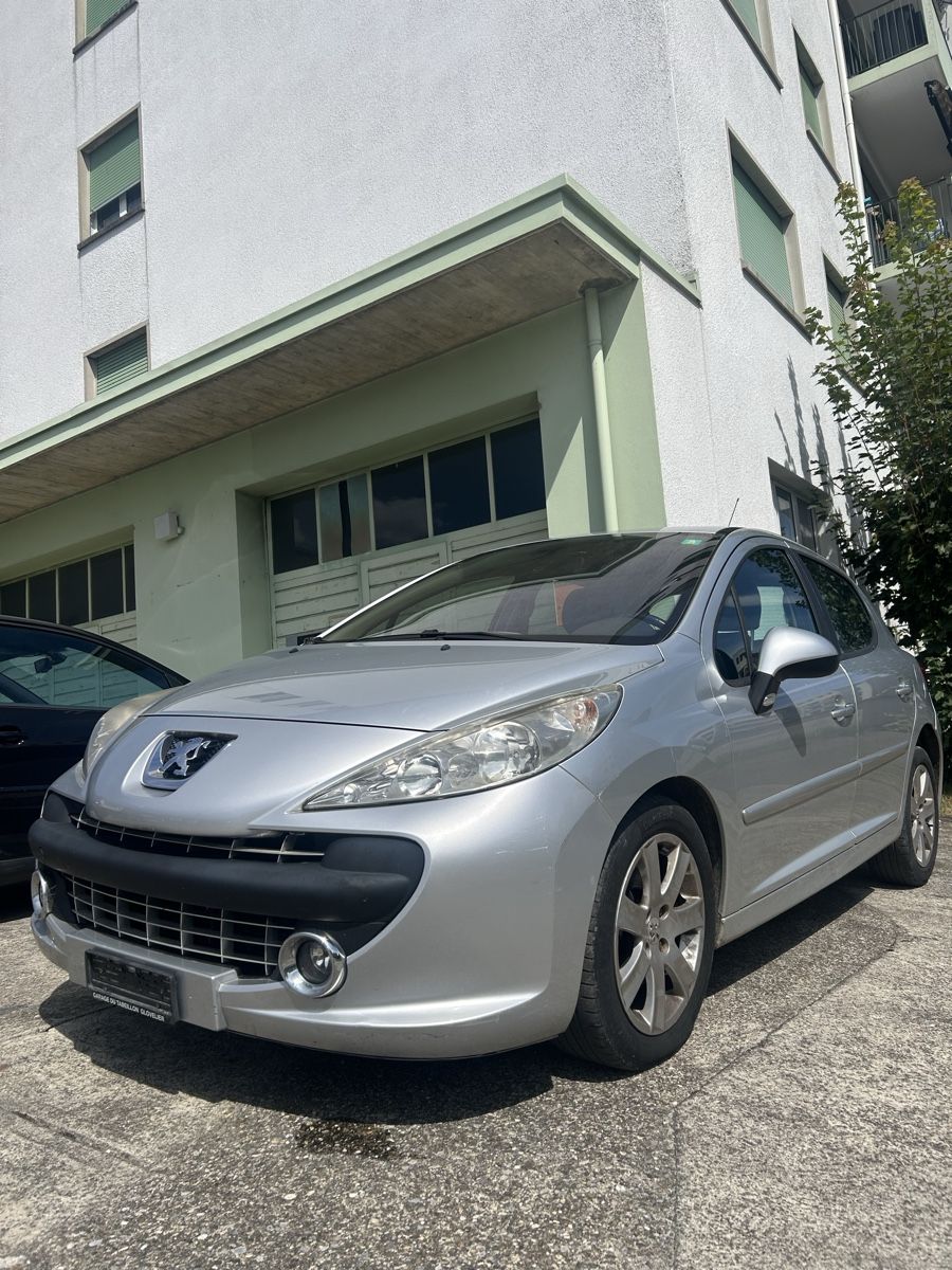 Peugeot Autos: Peugeot 207 1.6 16V – Gebraucht aus Bassecourt von salvo190