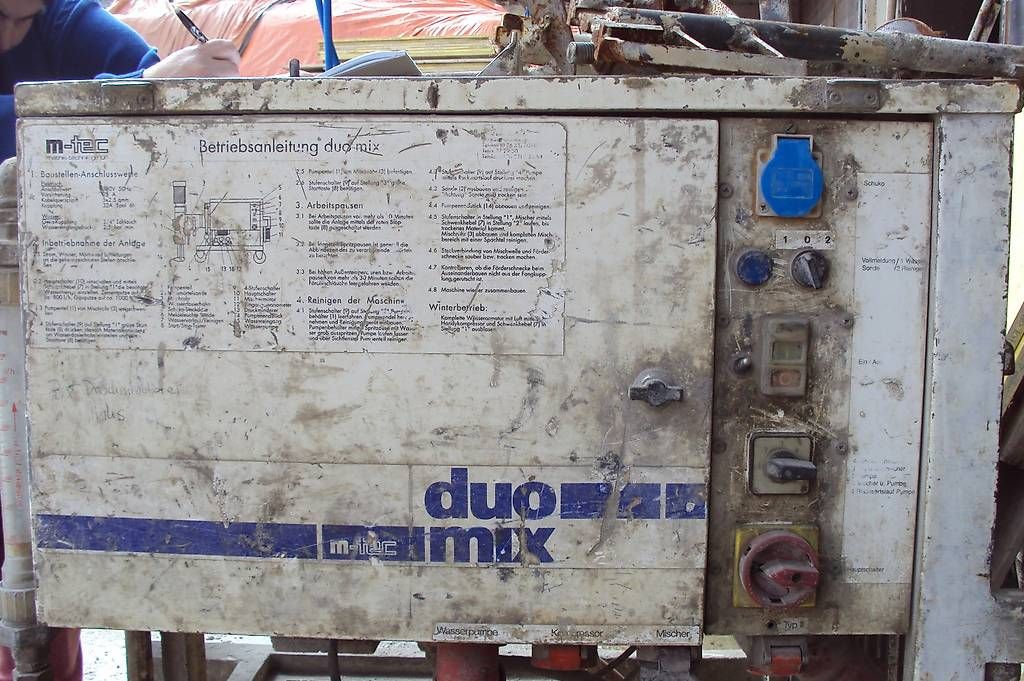 Tutte le macchine: GRUNDPUTZMASCHINE – Usato da Walliswil-Nbipp venduto da australien2007 2