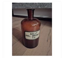 antike medizin flasche