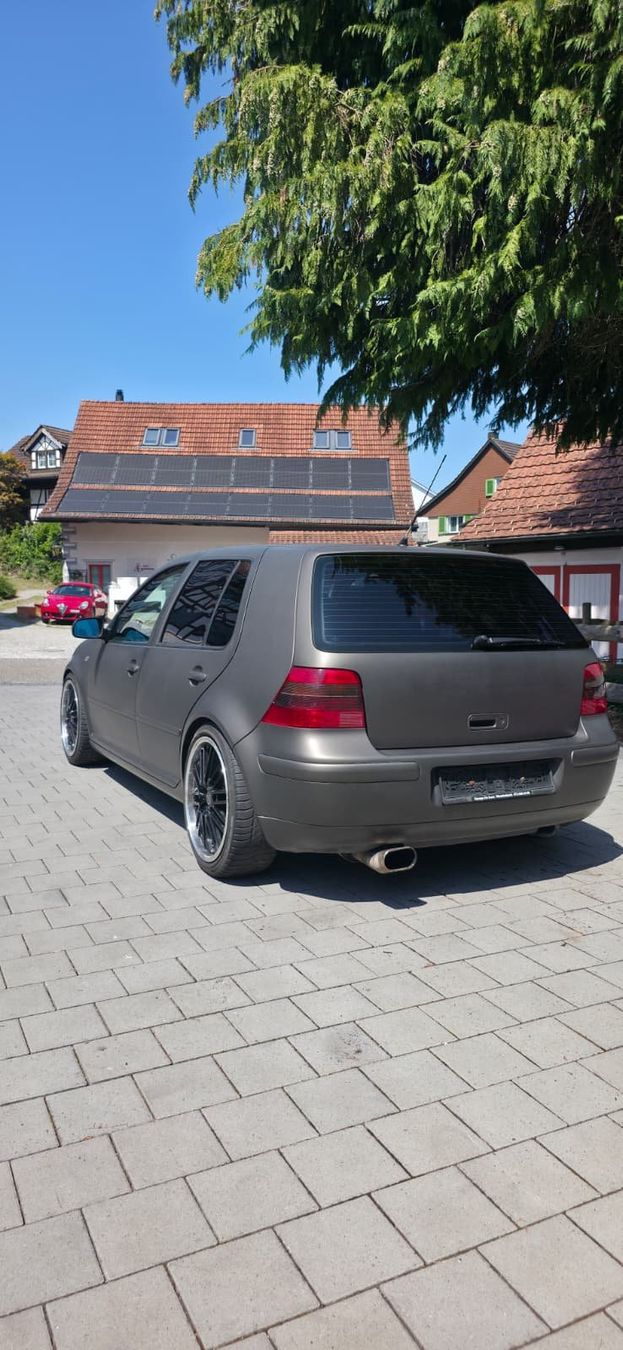 VW Autos: Golf 1.8 t GTI – Gebraucht aus Steinach von man_t8wr 3