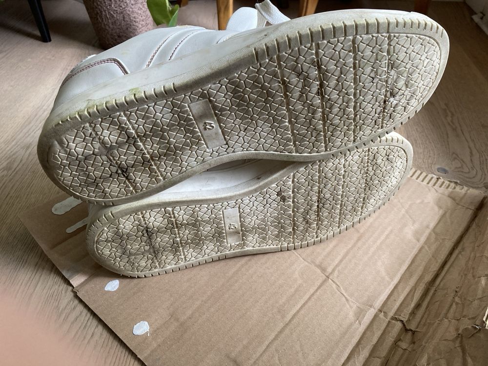Chaussures hommes: Ab 3.- ALDI schuhe Unisex weiss Grösse 42/43 – D'occasion à Cureglia par VintageCoinCollect91 5