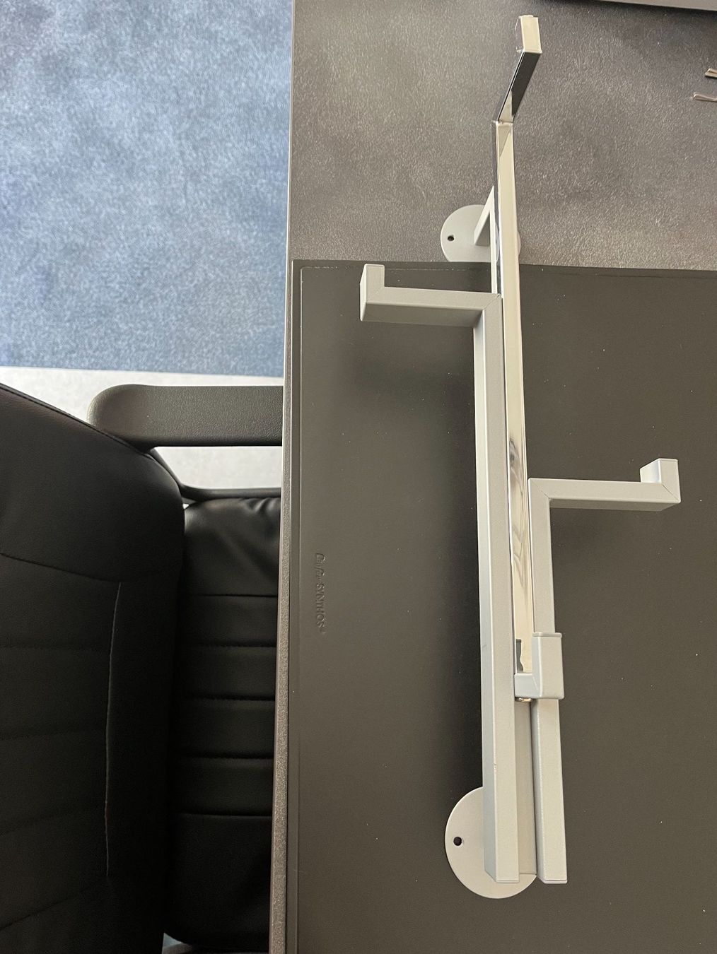 Guardaroba: PORTE-MANTEAUX DESIGN – Usato da Sion venduto da riichounet 4