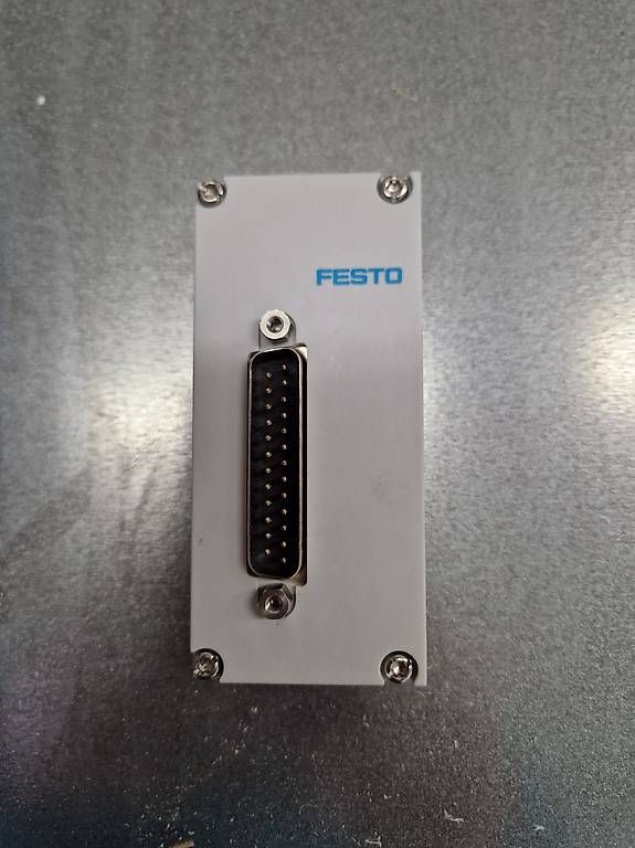 Festo Elektronikbauteile: FESTO Ventilinsel Anschluss – Neu (gemäss Beschreibung) aus Bülach von Myflomi