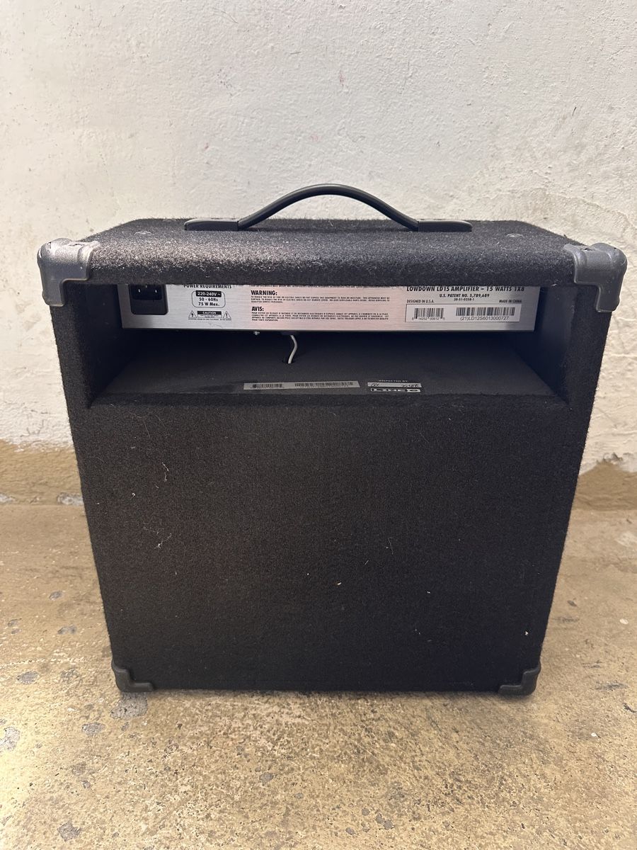 Line 6 Amplificatori: Line 6 Low Down LD15 Bass Verstärker  – Usato da Uetikon am See venduto da smilingfisch 1