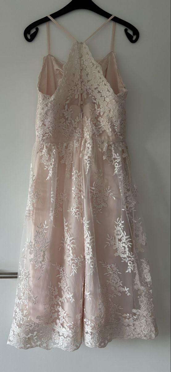 Kleider: Kleid von Chi Chi London Grösse 36 – Gebraucht aus La Tanne von jru_r9kf