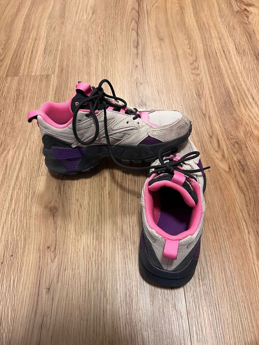 Reebok Scarpe da donna: Reebok Schuhe - Grösse 37,5 – Usato da Münchwilen AG venduto da ger_5gqp