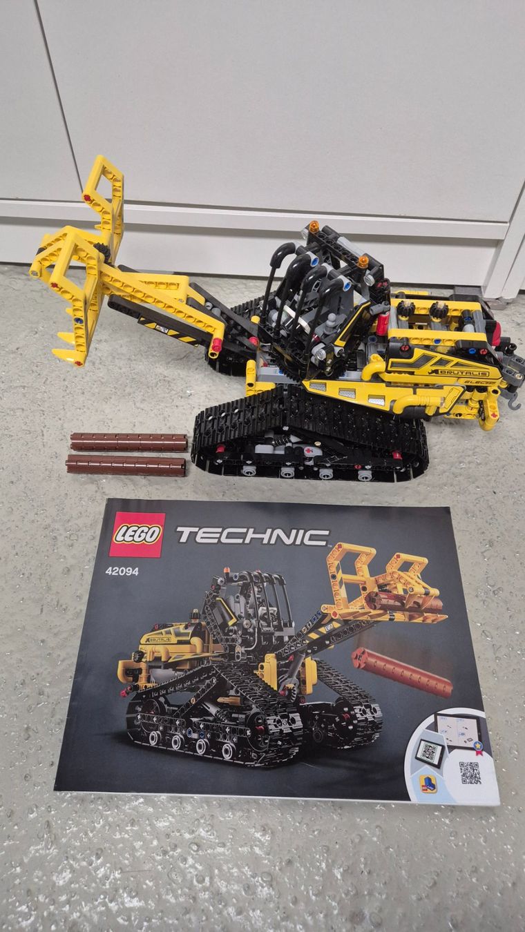 Lego Jeux de construction: LEGO Technic 42094 Kettenlader – D'occasion à Rickenbach SO par Bubs 1