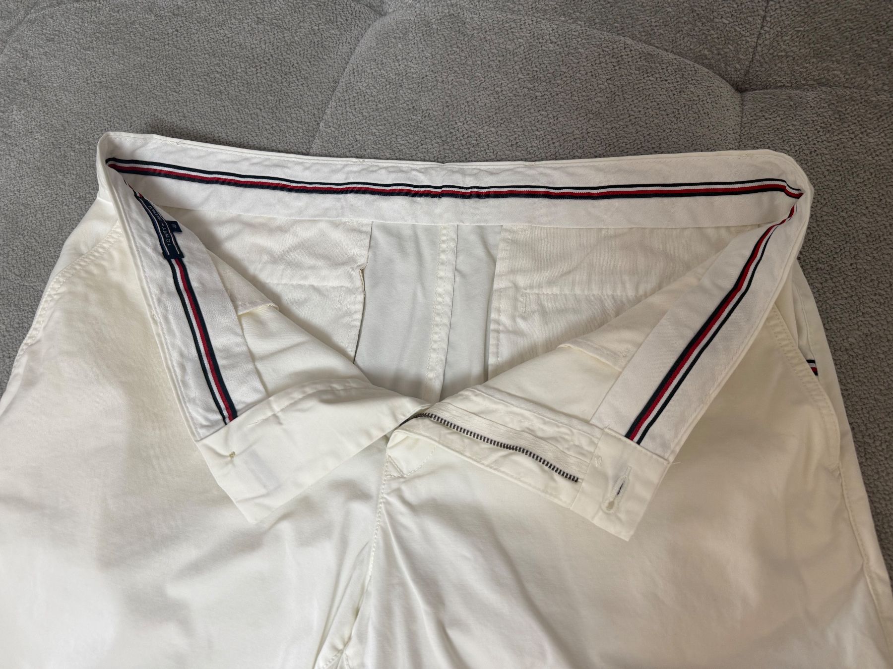 Tommy Hilfiger Pantaloni: Tommy Hilfiger Shorts Gr. 40 – Usato da Uetikon am See venduto da Fraufox1 5