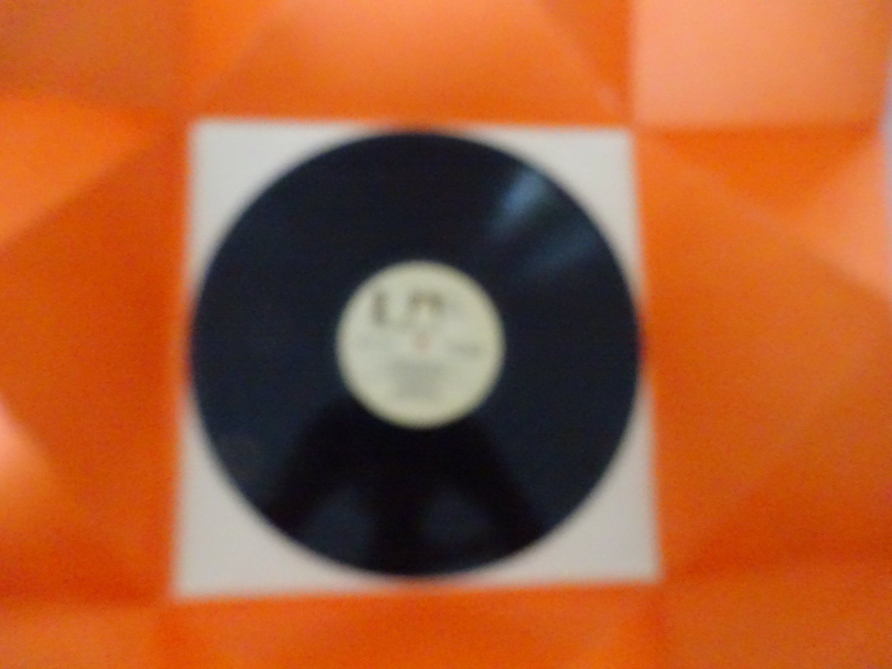 Dischi in vinile: TINA TURNER ** LET ME TOUCH YOUR MIND ** EXCELLENT – Usato da Luzern venduto da xrayspex99 1