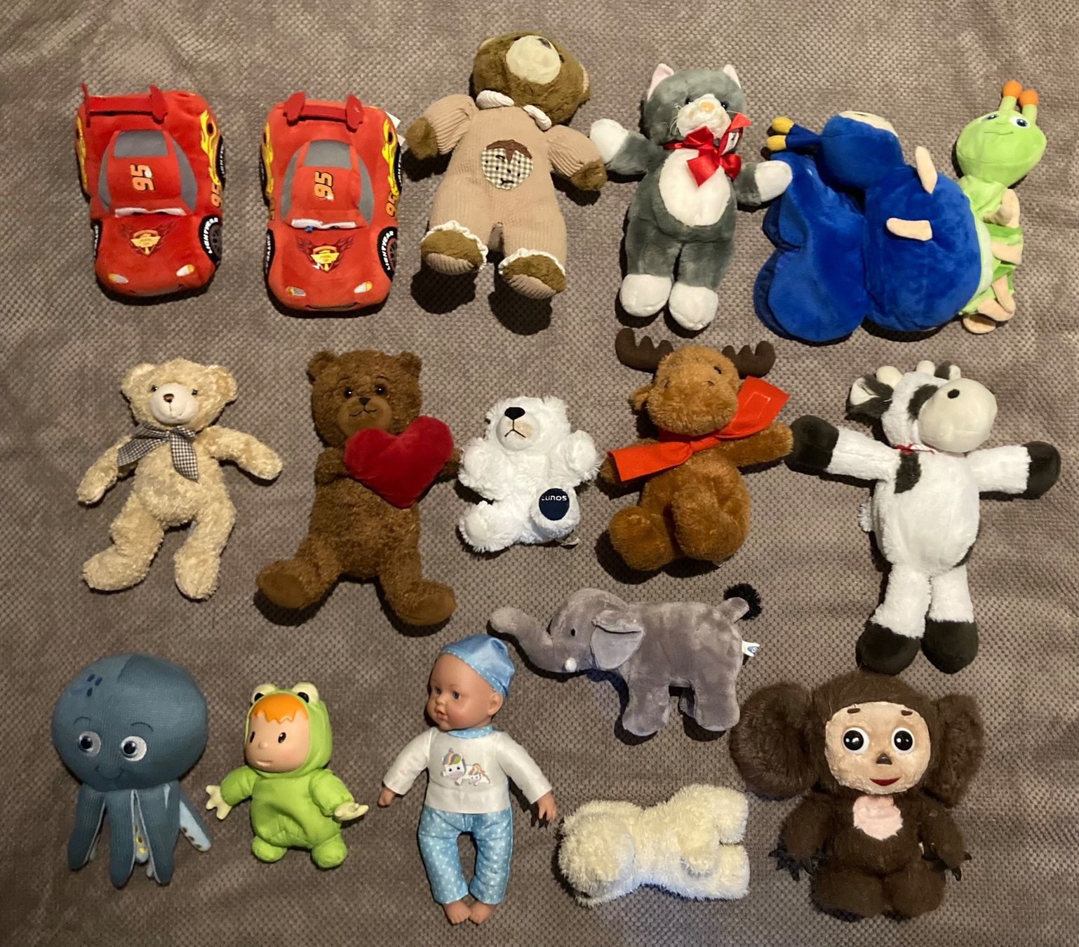 Jouets: Lot de jouets – D'occasion à Chancy par dia_tb2t