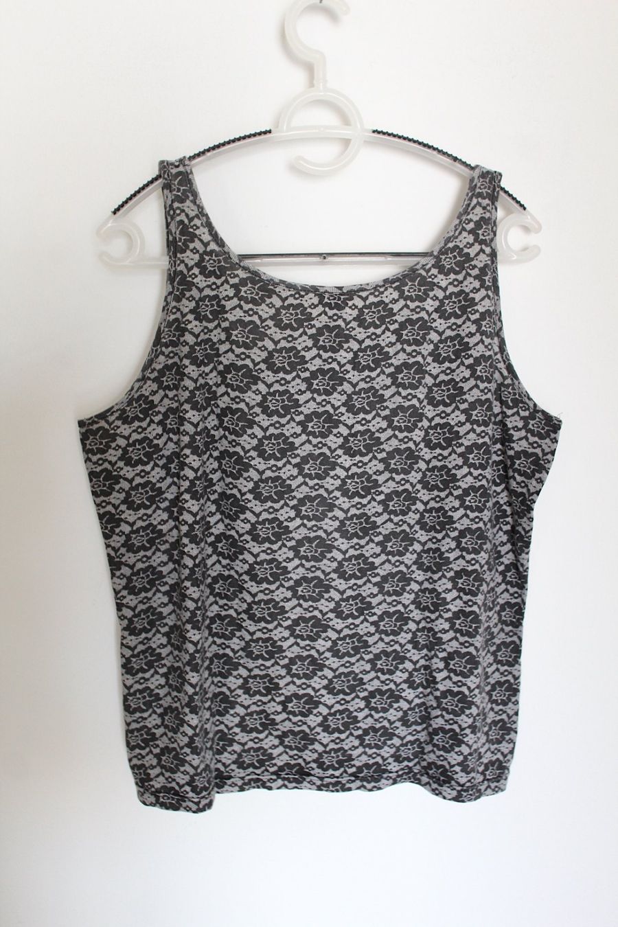 T-Shirts: Neuwertiges Shirt Gr. XL – Gebraucht aus Locarno von madame-tus-sauds 3