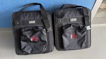 2 mal UDG DJ-Tasche Pioneer Pro DJ Zubehörtasche gut erhalte