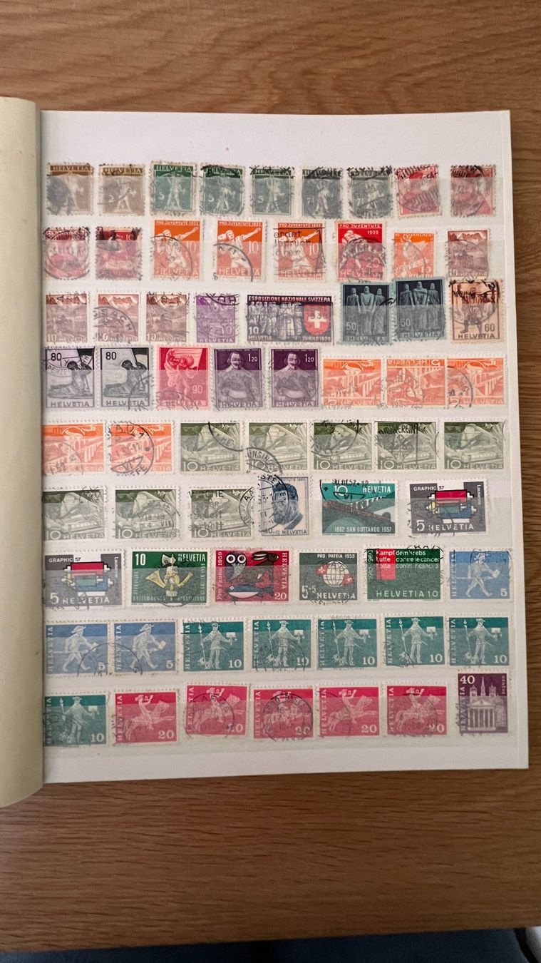 Tutti i francobolli: Markensammlung – Usato da Visp venduto da Familyschaffner 8