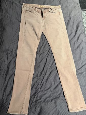 Guess Röhrenjeans / Chinos Grösse 28/32 top Zustand!