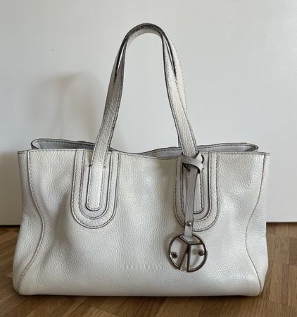Coccinelle Handtasche Leder in weiss