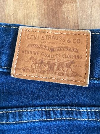 Levi's 724 High Rise Straight Damenjeans, Grösse 28