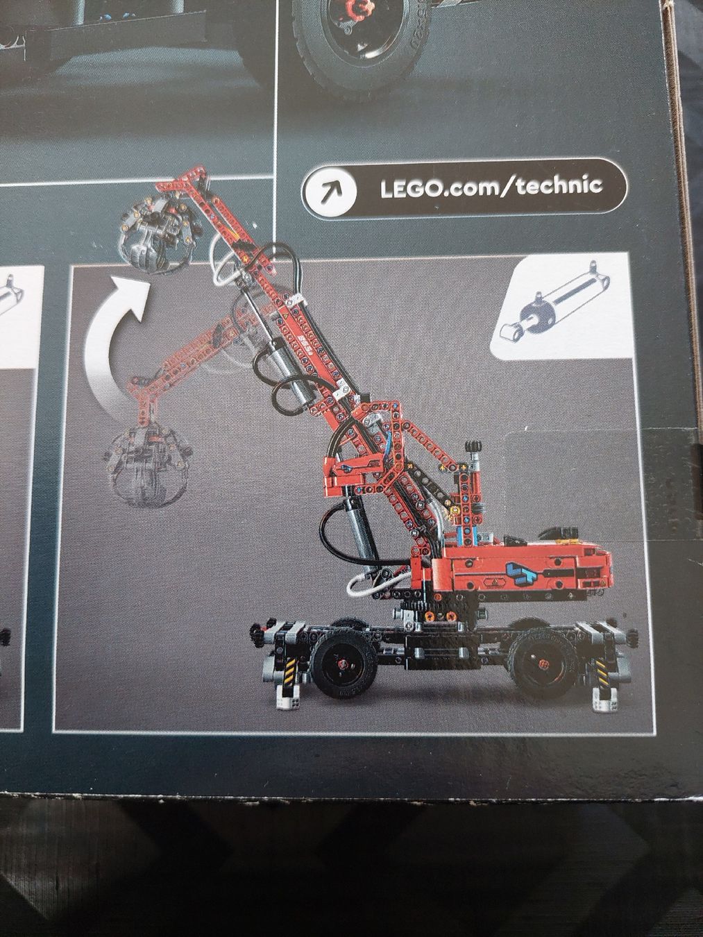 Lego Spielzeuge: Lego Technic  Umschlagbagger ( 42144) Neu – Gebraucht aus Zetzwil von sti_x9xf 3