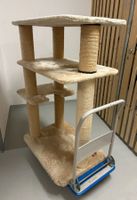 Kratzbaum beige mit Liegehöhle gebraucht guter Zustand