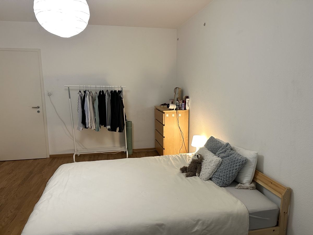 Cintres: RIGGA CLOTHES Rack – D'occasion à Basel par lei_wz9q
