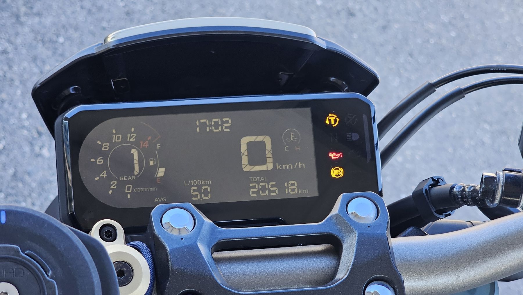 Honda Strada: Honda CB 650 R ABS – Usato da Treyvaux venduto da ChrisWhite 1