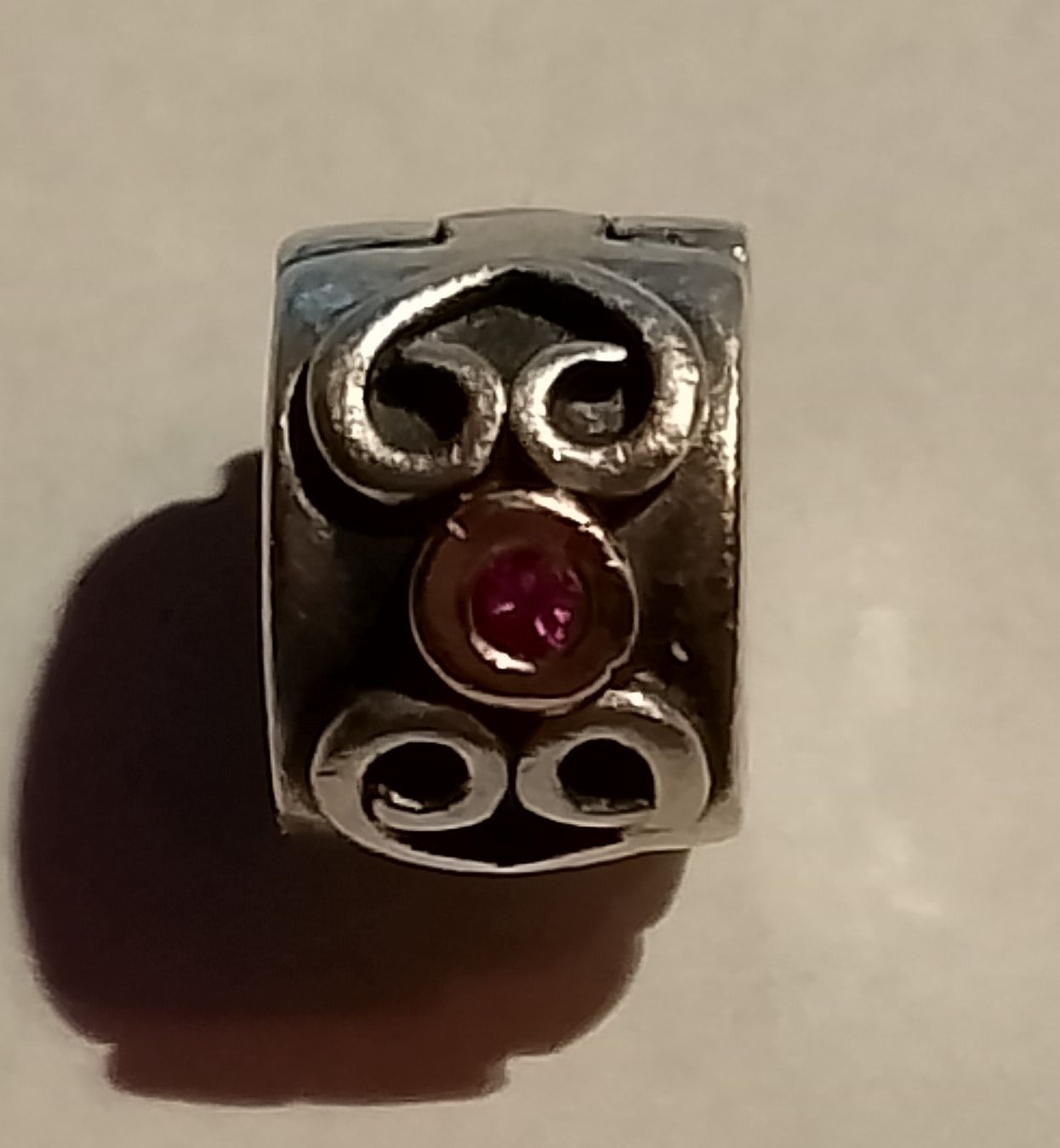 Pandora Pendentifs: Pandora Clip Charm – D'occasion à Therwil par col_m6rx 1