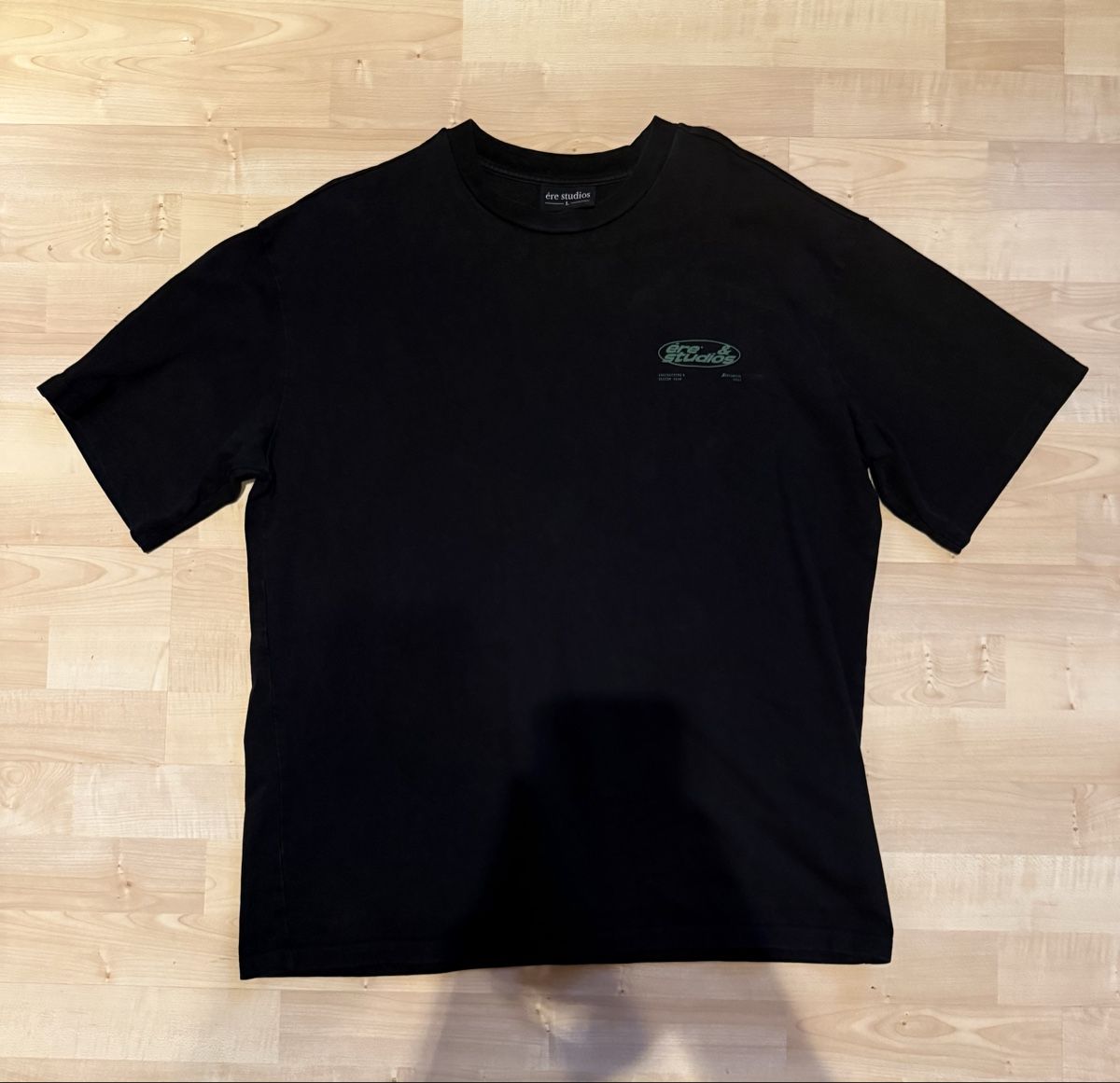 T-Shirts: Ére Studios T-Shirt – Gebraucht aus Herisau von Mattia2x